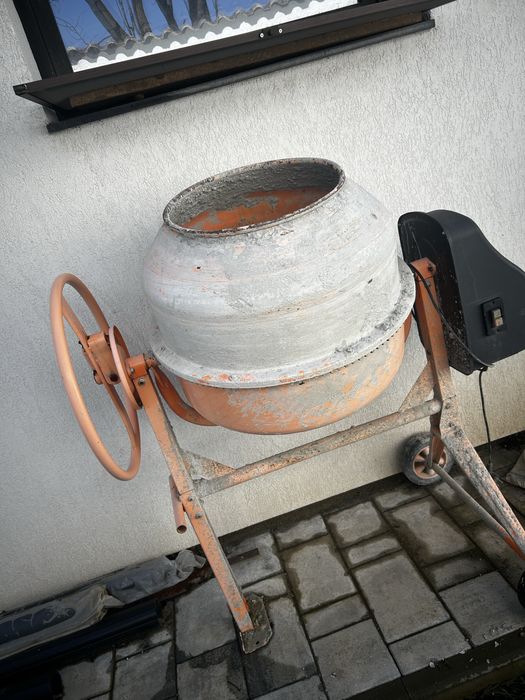 Betoniera functionala pentru santier bonus roaba