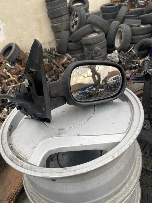 Огледало дясно за рено меган