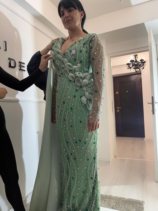 Vand rochie nasa