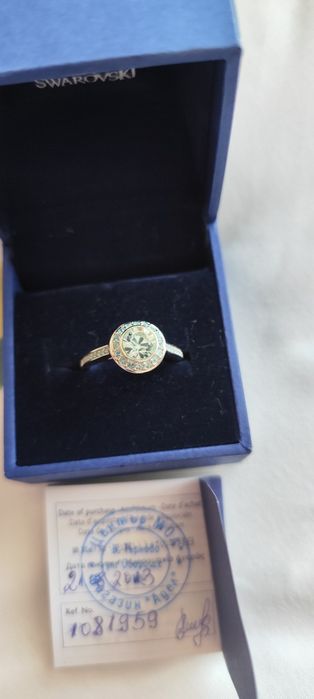 Swarovski бижута