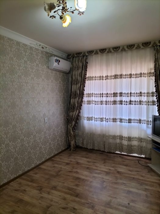 Аренда метро тинчлик 2.хонали оилага берилади расмдаги уй