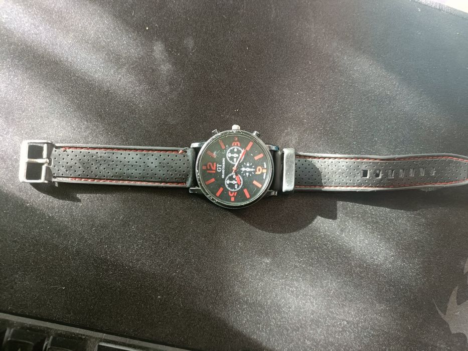 Часы grand touring