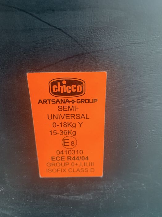 Scaun auto rotativ chicco unico