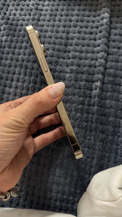 Продам Айфон 14 про макс 512гб