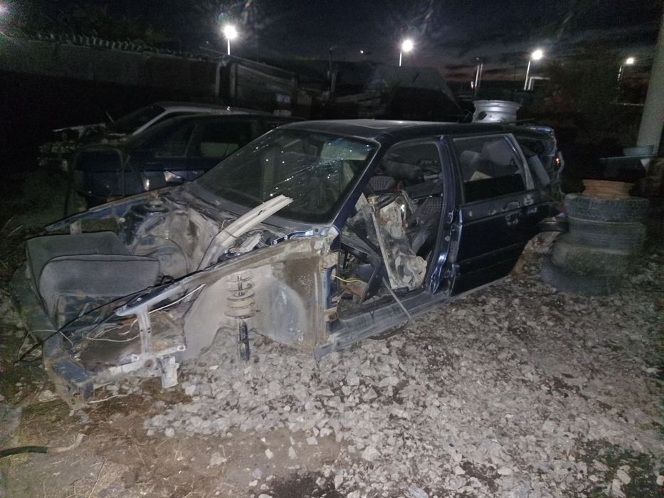 Ауди 80 б3 пассат б3 по запчастям