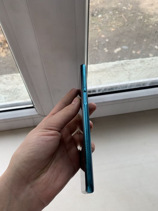 Продаю Xiaomi Redmi Note 9 Pro