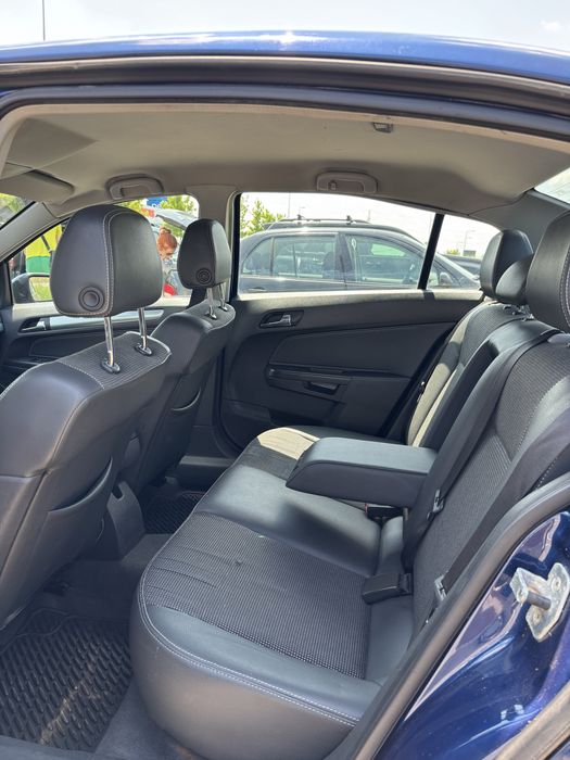 OPEL Astra 2008 — imagine 5