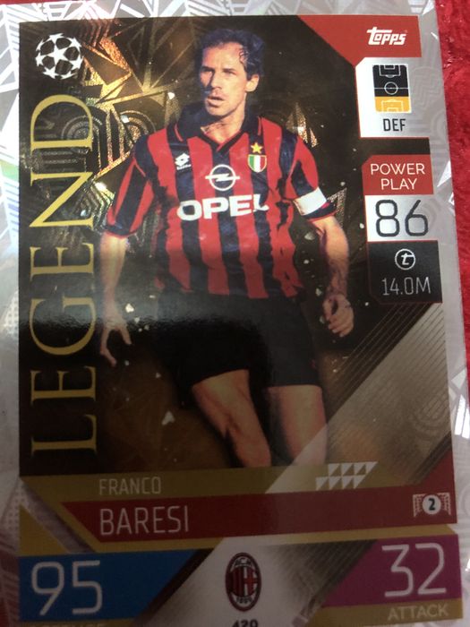 Carti de fotbal lengendare de pe pachete