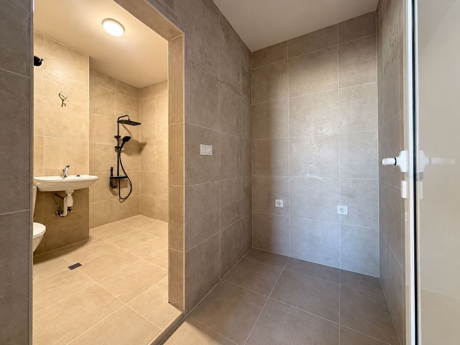Продава се Двустаен апартамент в София, Люлин 10 - 70 кв.м за 2856 €/кв.м - Снимка #2