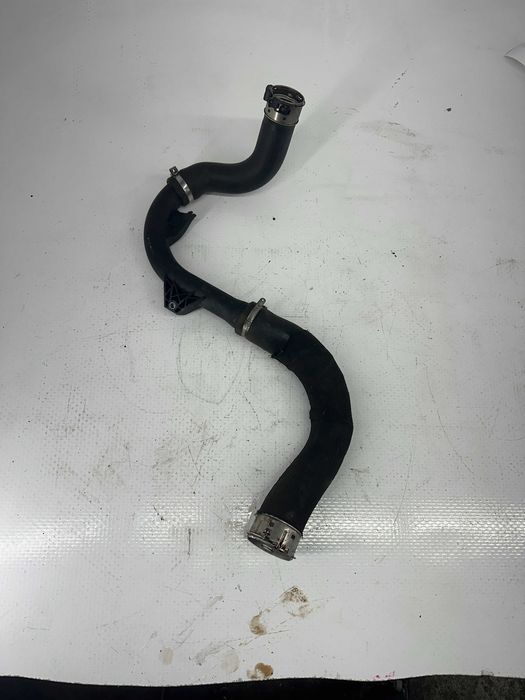 Dezmembrari Dacia-Furtun intercooler Dacia Duster 1.0 cod 144604864R