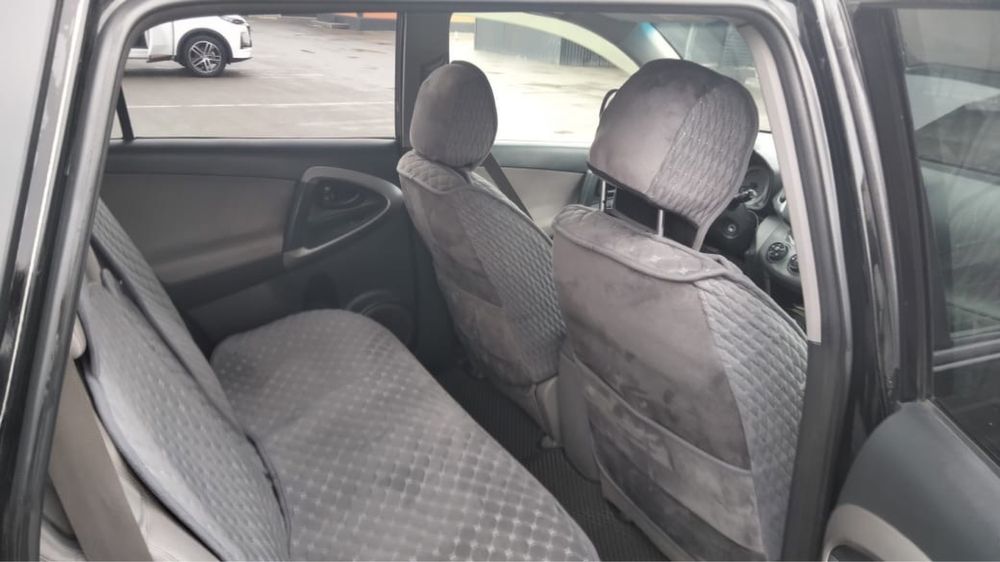 Toyota RAV4, 2006 года