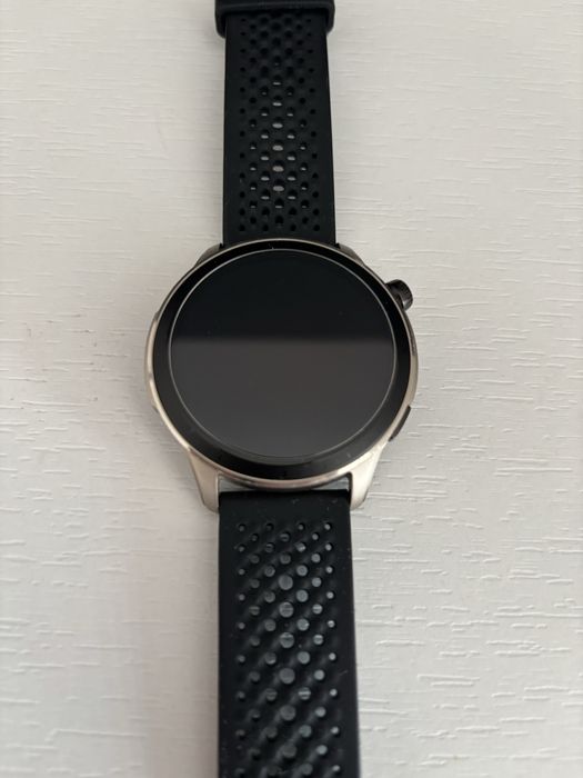 Смарт часовник Xiaomi Amazfit GTR 4