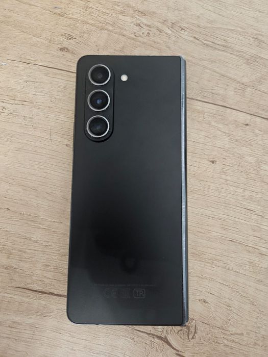 Samsung fold 5 256/12 обмен