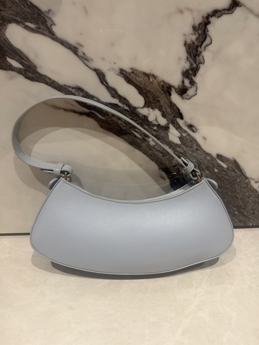 FENDI O’Lock Swing