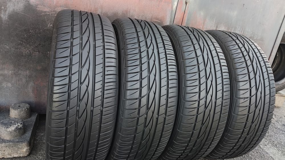 4бр. летни гуми 215/60/16  Sumitomo