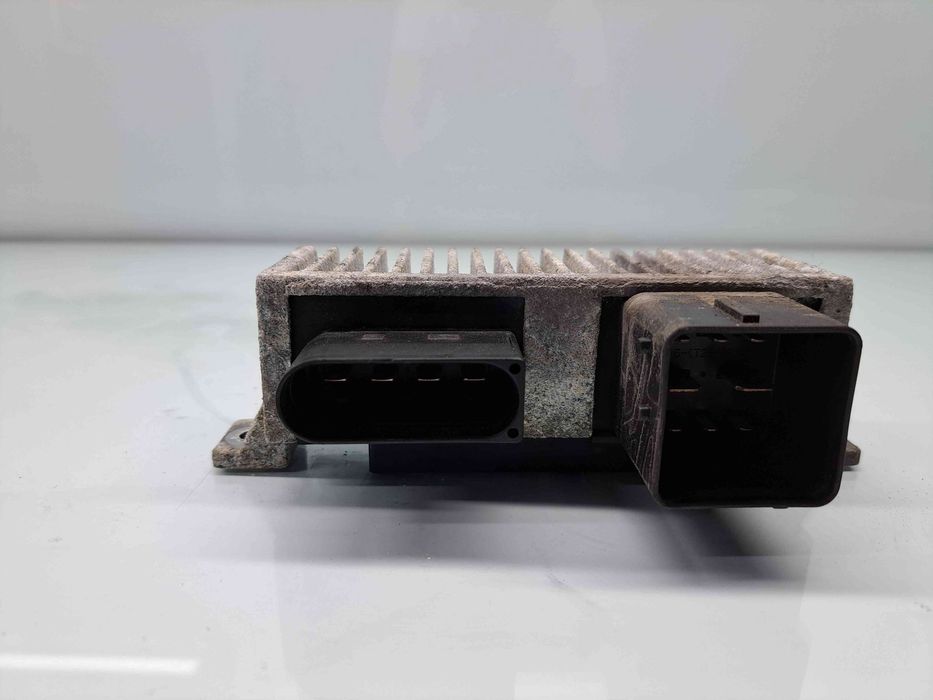 Releu Nissan X-Trail (T32) [Fabr 2013-prezent] 8200558438A