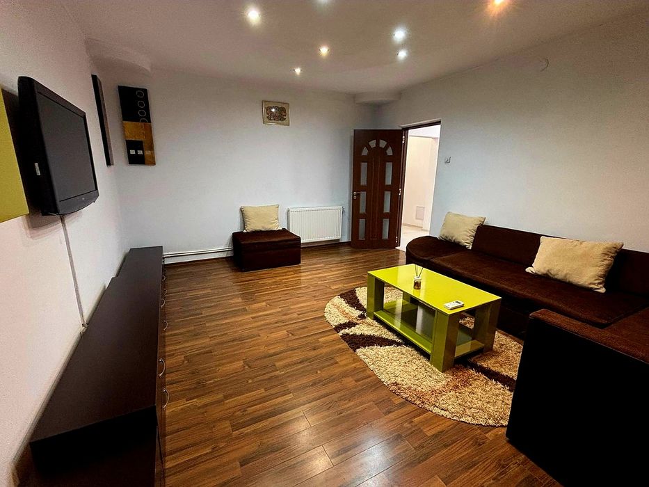 Apartament 2 camere de inchiriat.