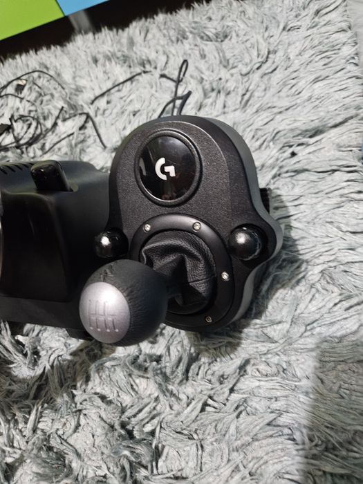 Volan G920 cu pedale si schimbator