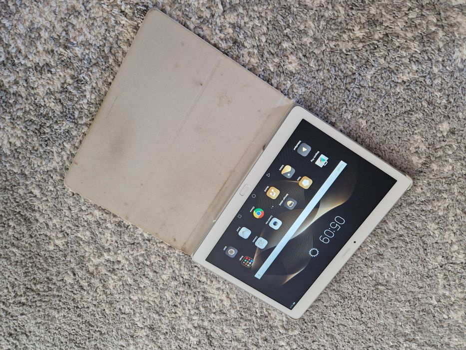 Tableta Huawei MediaPad M2 64 giga!