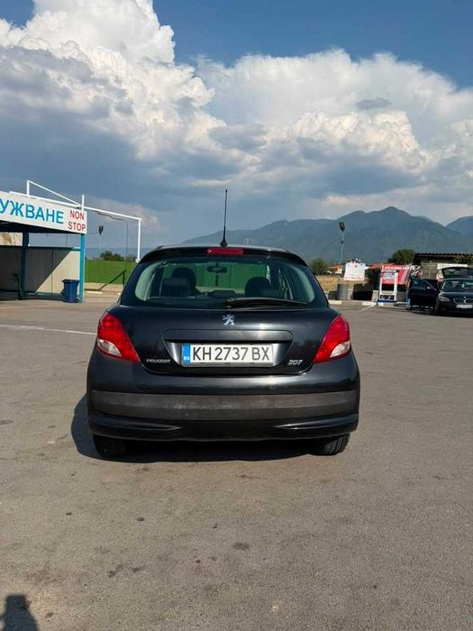 Продавам Peugeot 207, 2010 г.