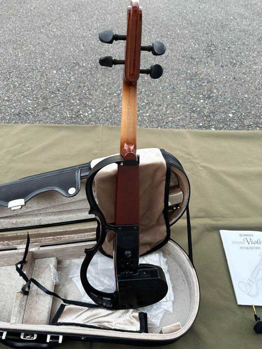 Yamaha  sv130s  Violin  electric