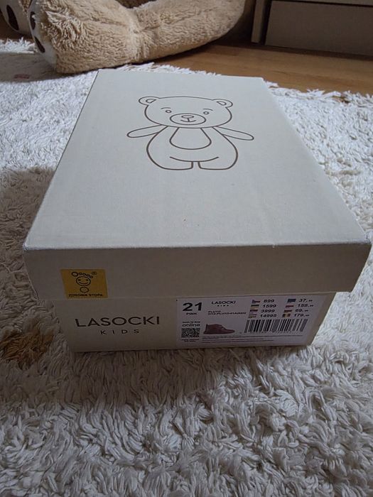 Нови зимни бебешки обувки