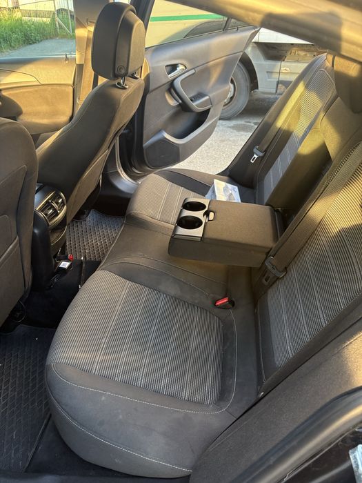 Opel insignia 2011 gpl
