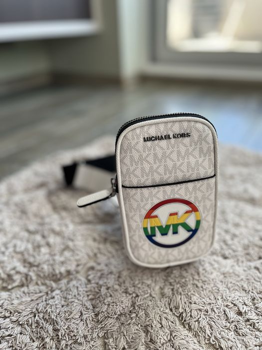 Оригинални чанти Michael Kors