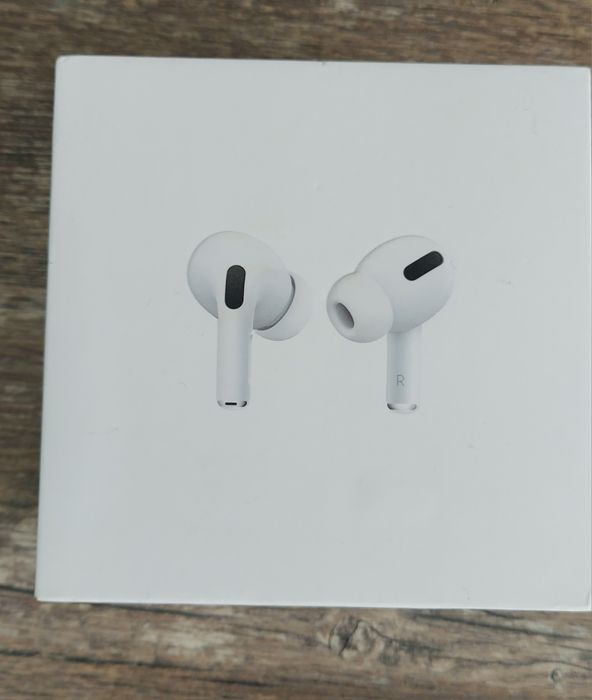 Продам  наушники iPhone