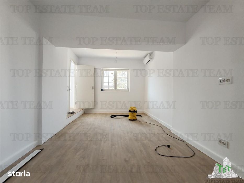 Casa moderna si eleganta - Teren 700mp