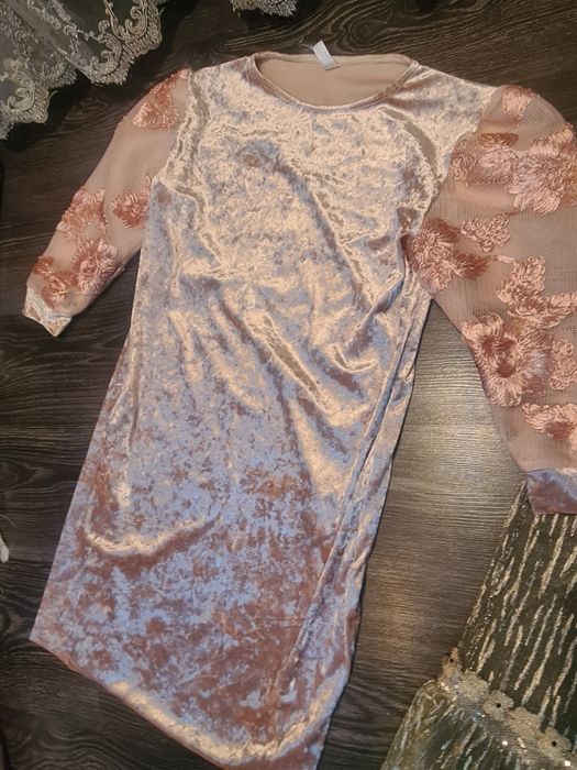 Rochi dama.mar 38 /40 noi fără eticheta  la 50 lei bucata Timișoara