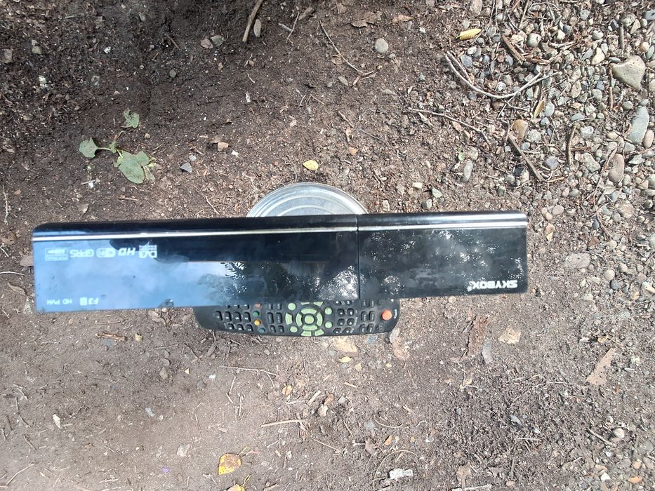 Продам      тюнер