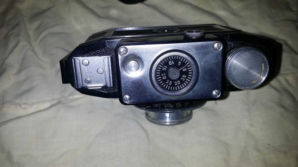 Продавам фотоапарат СМЯНА2 и светломер