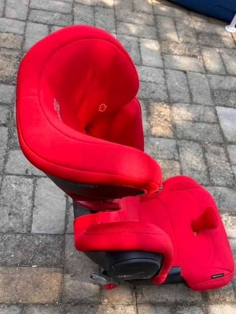 Scaun masina Britax Römer KIDFIX III, marime M (12 ani/ 36kg), folosit de un singur copil - stare excelenta!