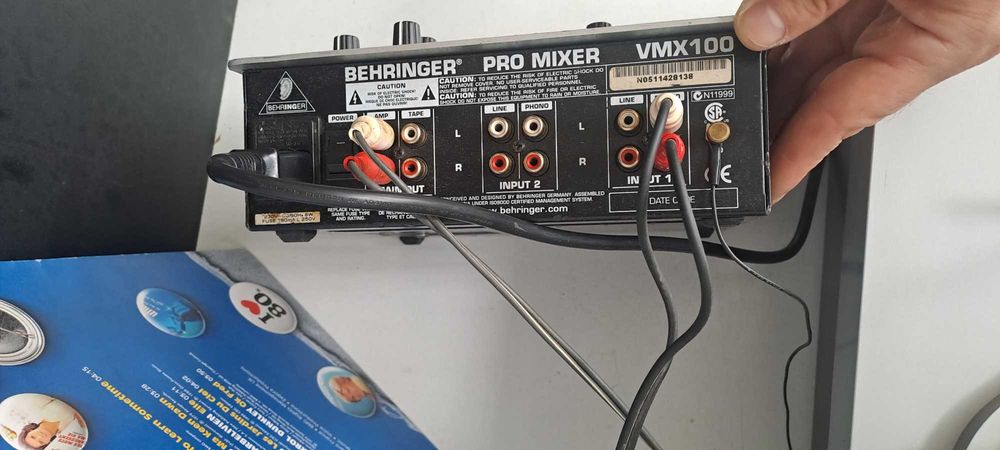 Mixer DJ Behringer VMX100 – Pret de Lichidare – Functional
