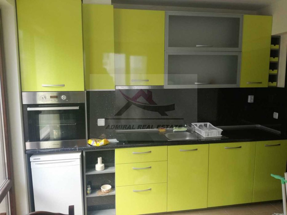 Дава се под наем Двустаен апартамент в Варна, Цветен квартал - 63 кв.м за 448.8 € - Снимка #1