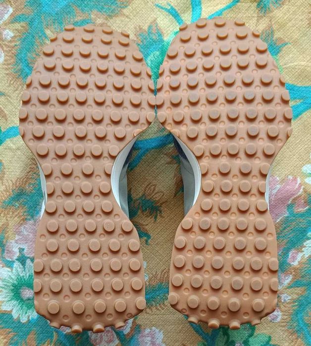 Маратонки NEW BALANCE 237 и 327. Размер 44 1/2. Нови.