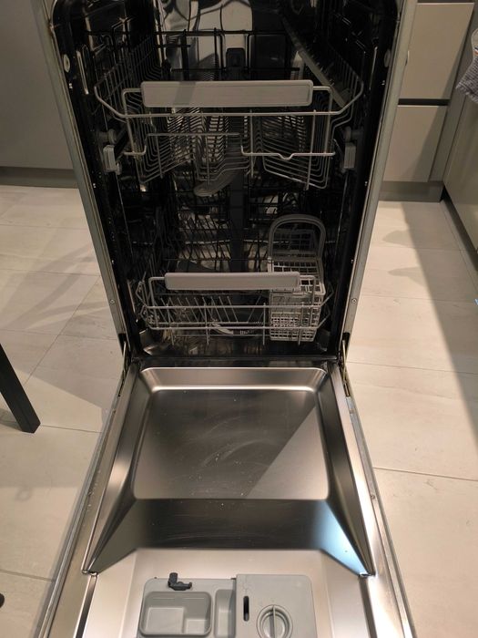 Съдомиялна Whirlpool