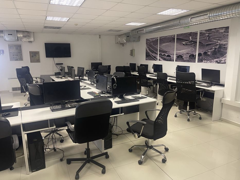 Продавам компютри