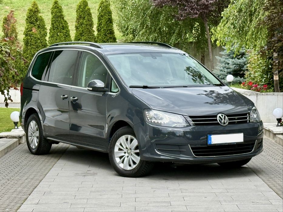 VOLKSWAGEN Sharan