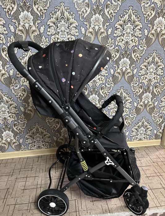 Продам коляску ining baby