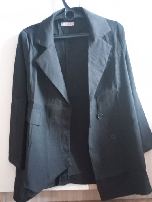 Продам вещи, от 3500 до 5000 тенге