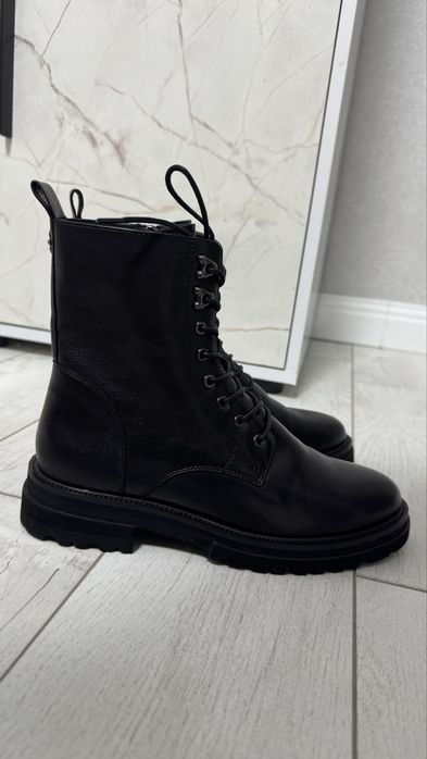 Продам весеннюю обувь