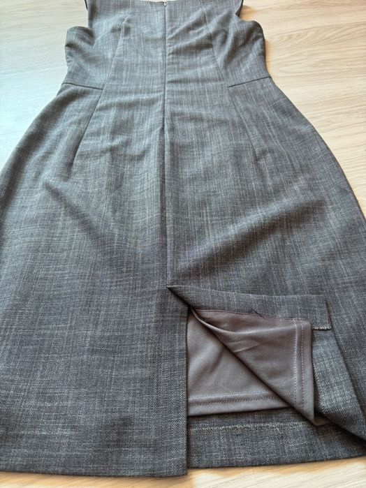 Елегантна рокля DIKA