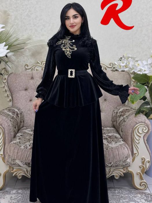 Праздничное Вечернее платье .