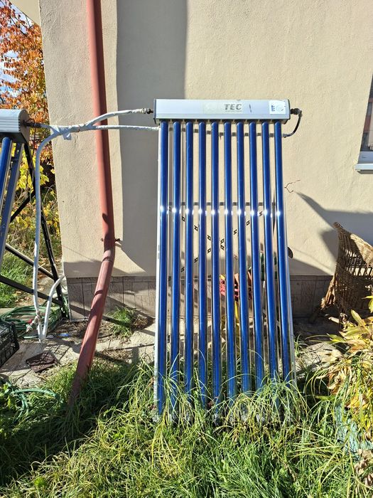 Panouri solare apa caldă