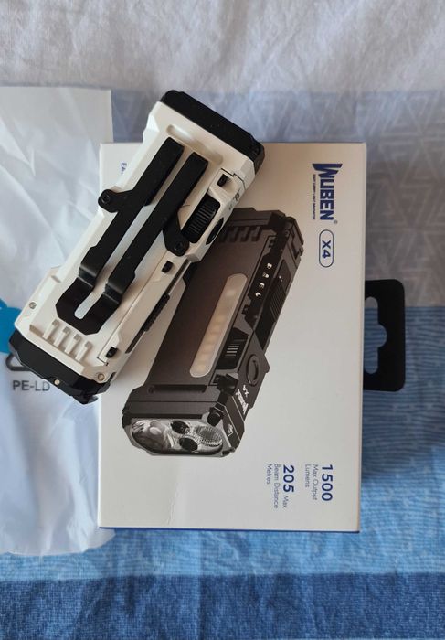 Wuben X4 най-новия модел 1500lm и RGB