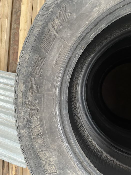 215/70/16 резина балон