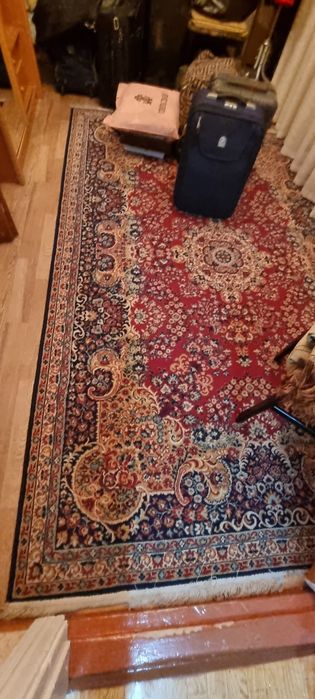 Продам срочно ковры