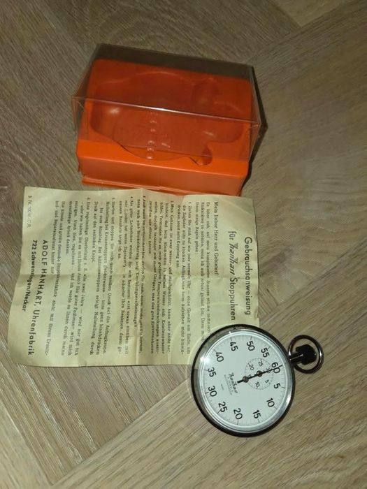 Хронометър Hanhart от 1974 година с оригинална кутия и документи